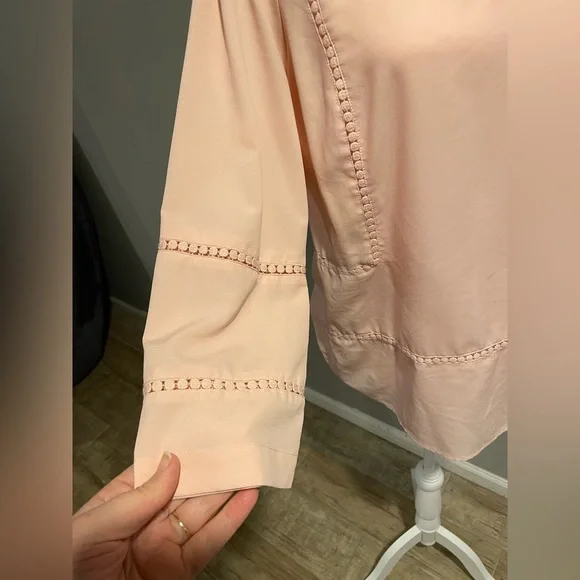 Merona Women’s Pink Dress Shirt size Large Nice! - Picture 3 of 4